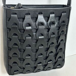 universal thread Sleek Black Leather like woven Crossbody Bag w/zipper